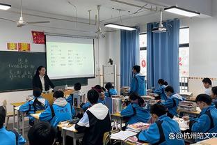 图赫尔：比赛前期一度压着药厂踢，穆勒的出场提高了球队水平